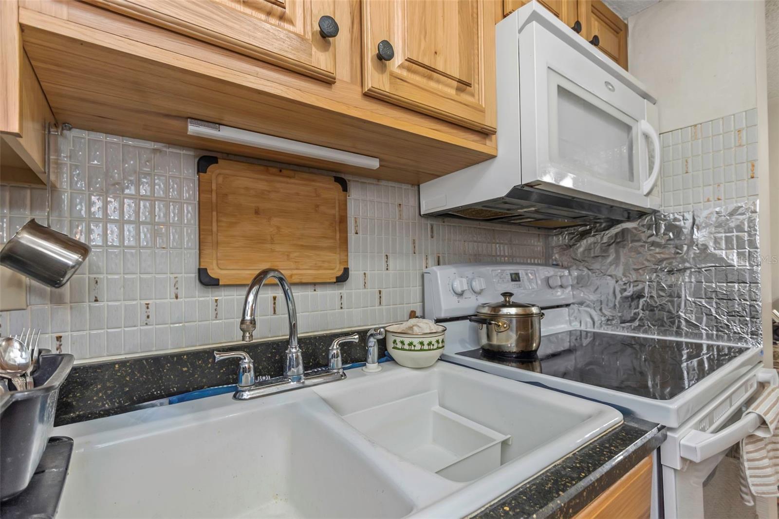 4742 AZALEA DRIVE 106