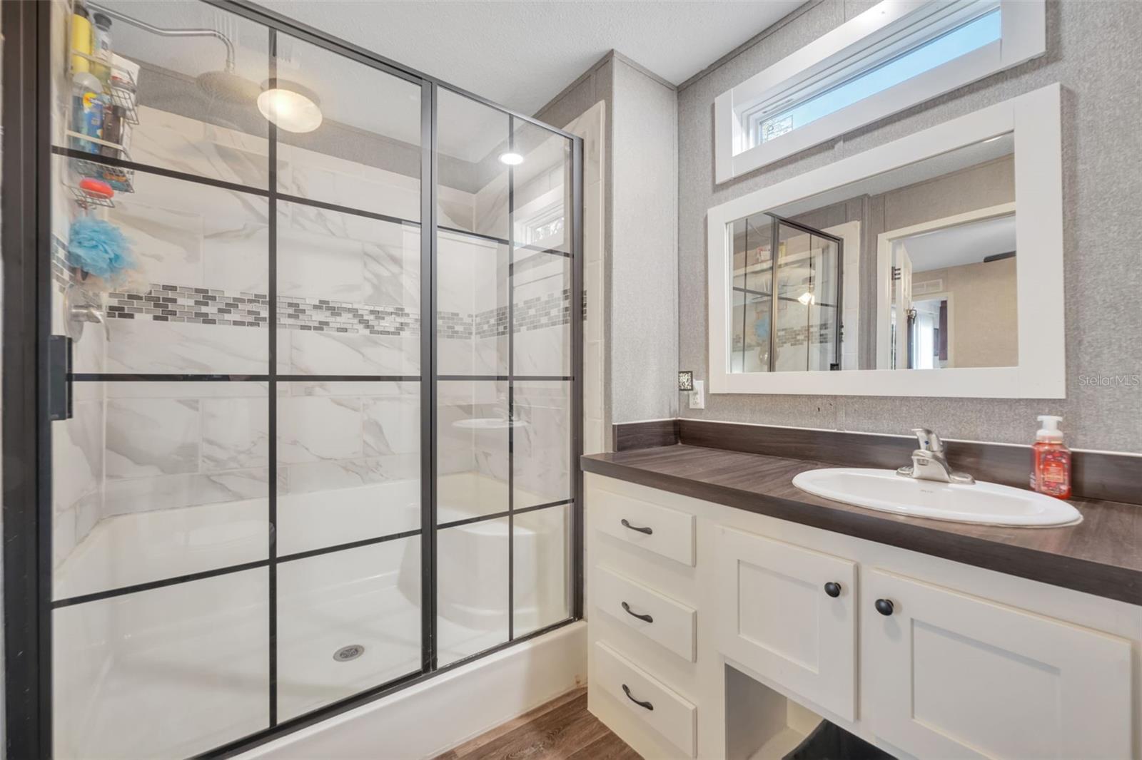 BUSHNELL PARK #28 - Residential