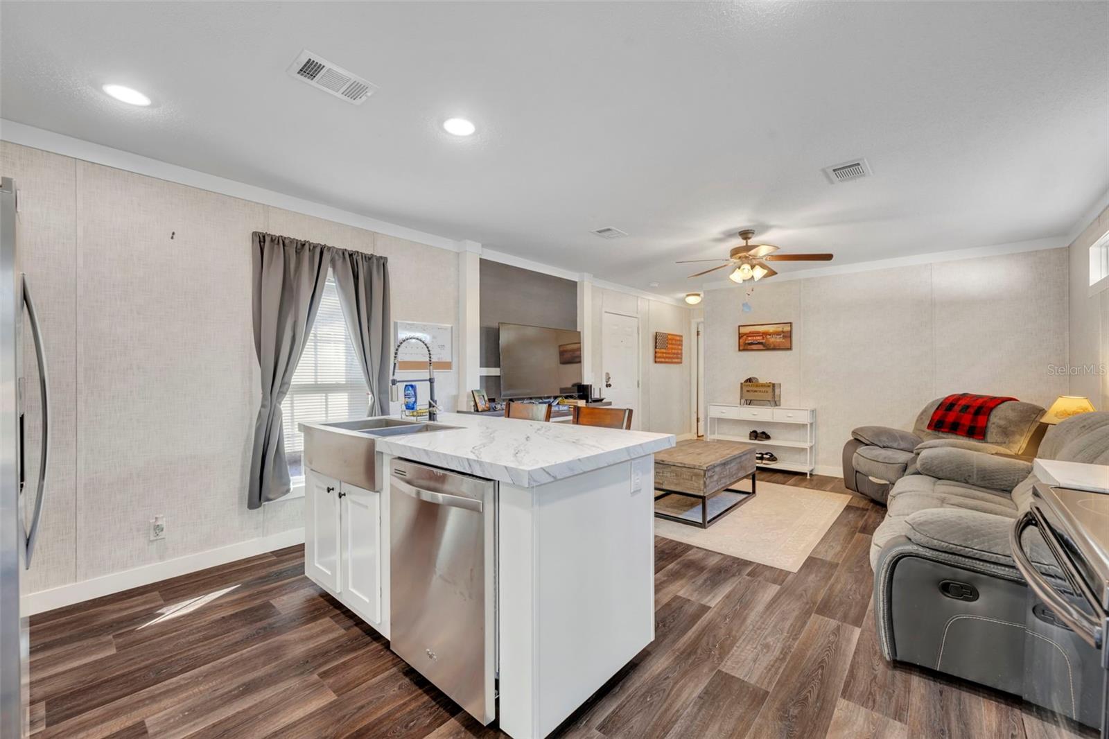 BUSHNELL PARK #28 - Residential