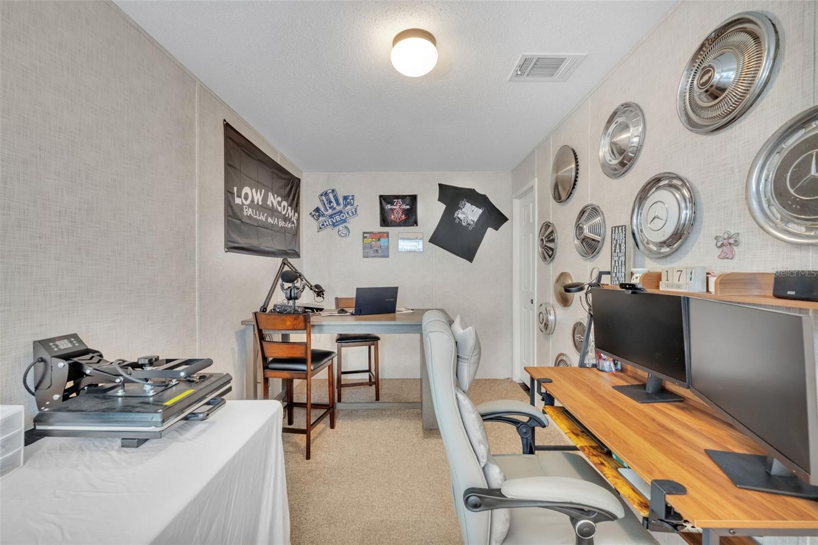 BUSHNELL PARK #28 - Residential