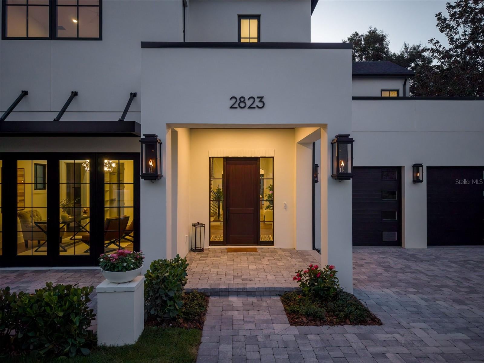 2823 PARKLAND CIRCLE