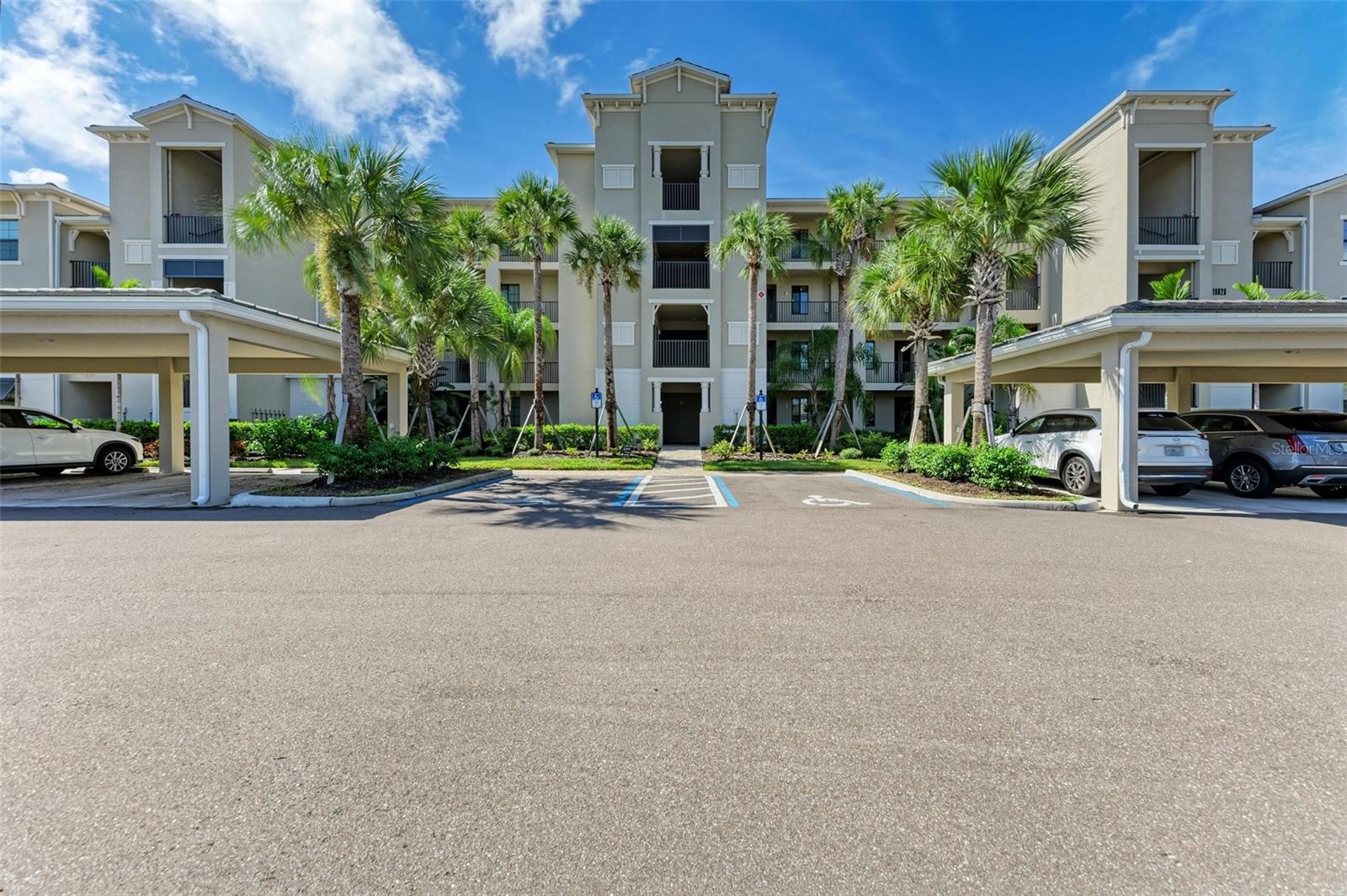 TERRACE VIII AT LAKEWOOD NATIONAL PH I - Residential Lease