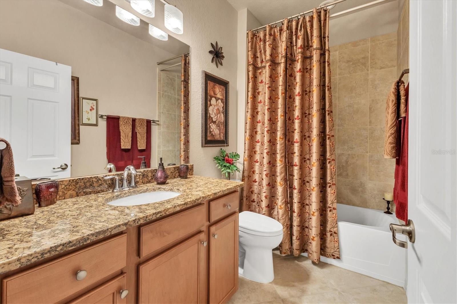 GRAN PARADISO PH 1 - Residential