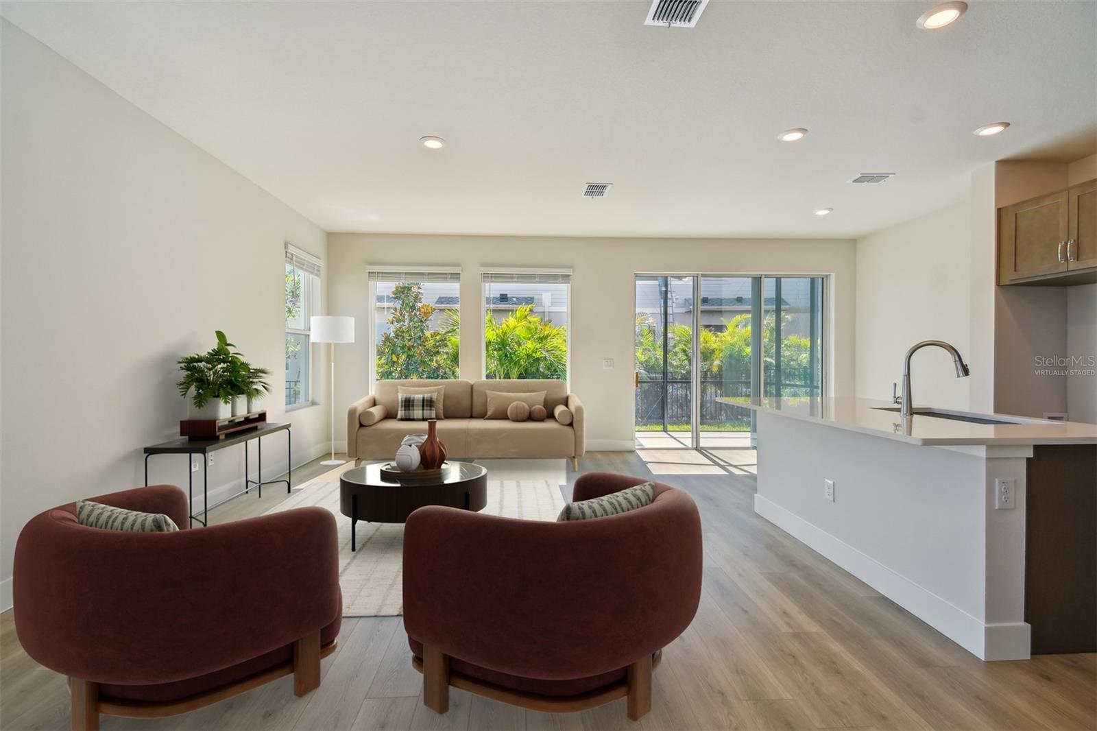 10712 OAK BEND DRIVE