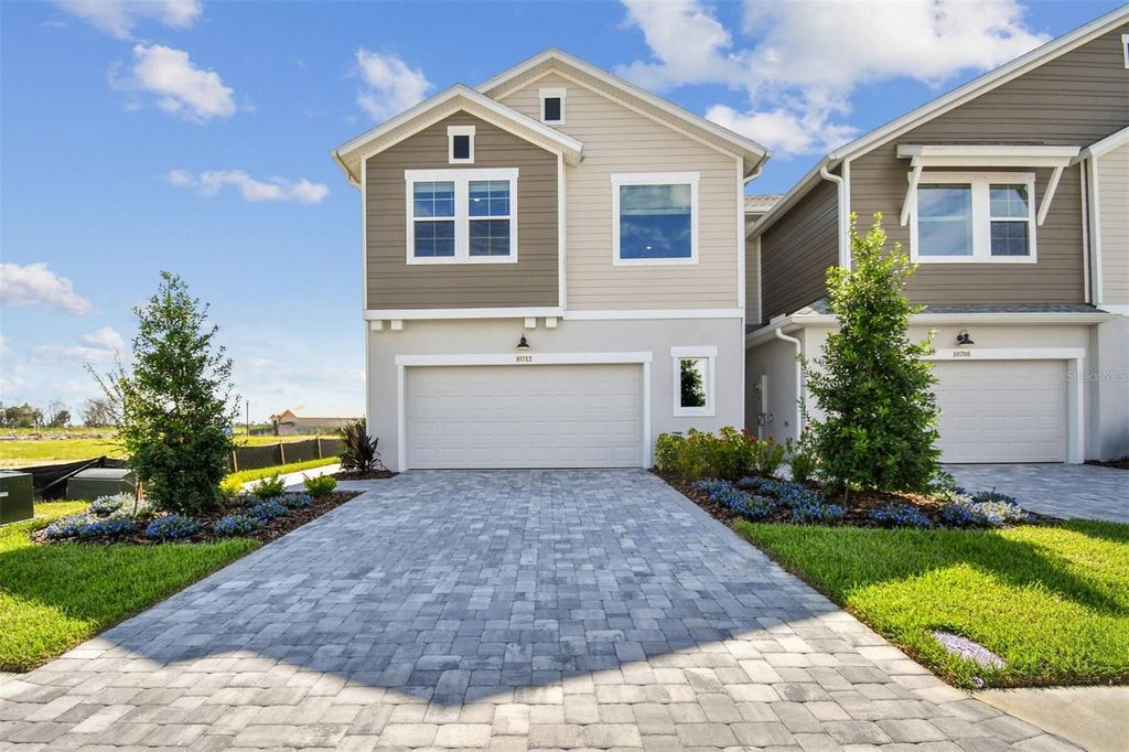 Photo of 10712 Oak Bend Drive, Parrish, FL 34219 (MLS # TB8375753)