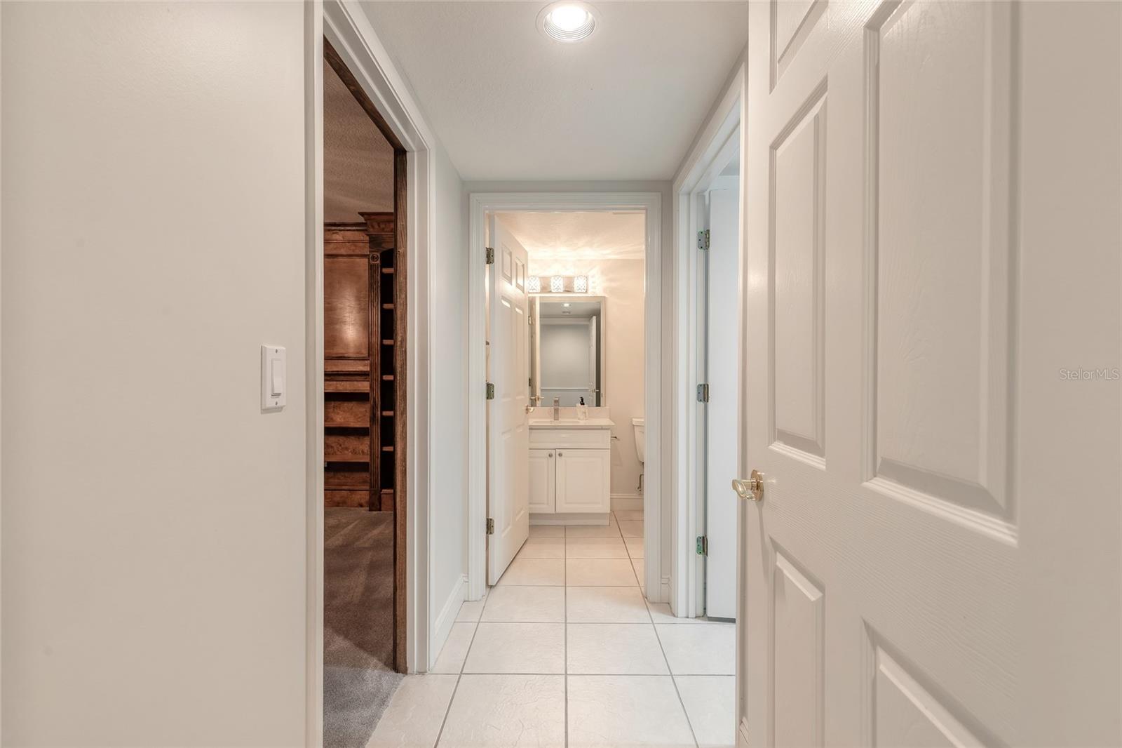 HARBOUR VILLAGE CONDO - Residential