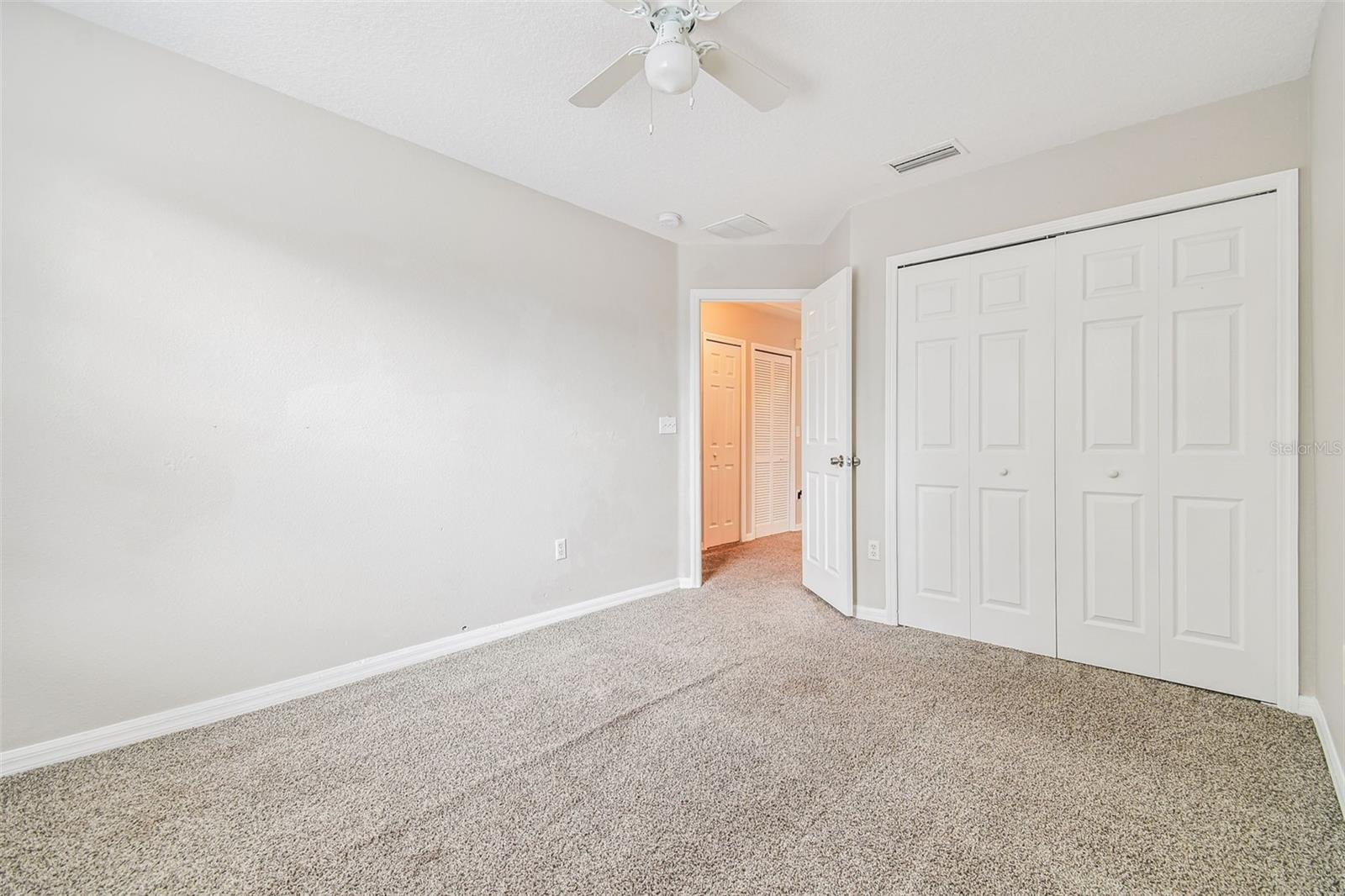 EDGEWATER AT LAKE BRANDON - Residential