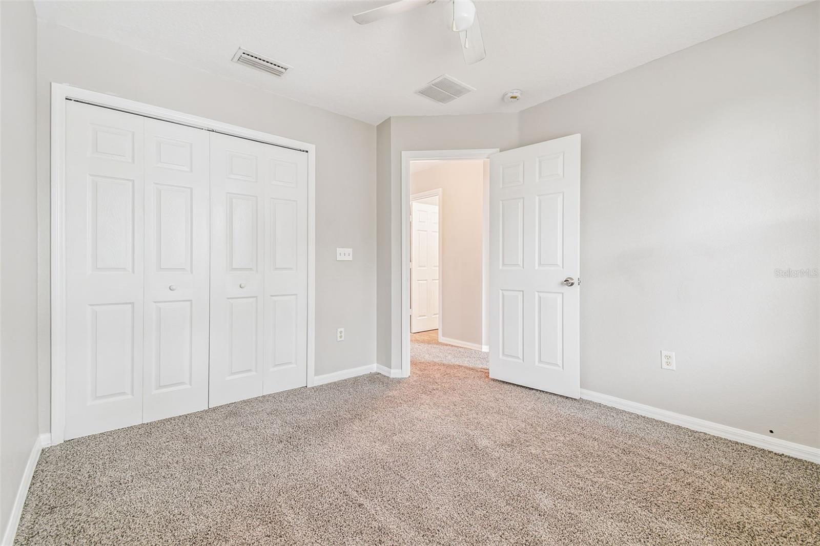 EDGEWATER AT LAKE BRANDON - Residential