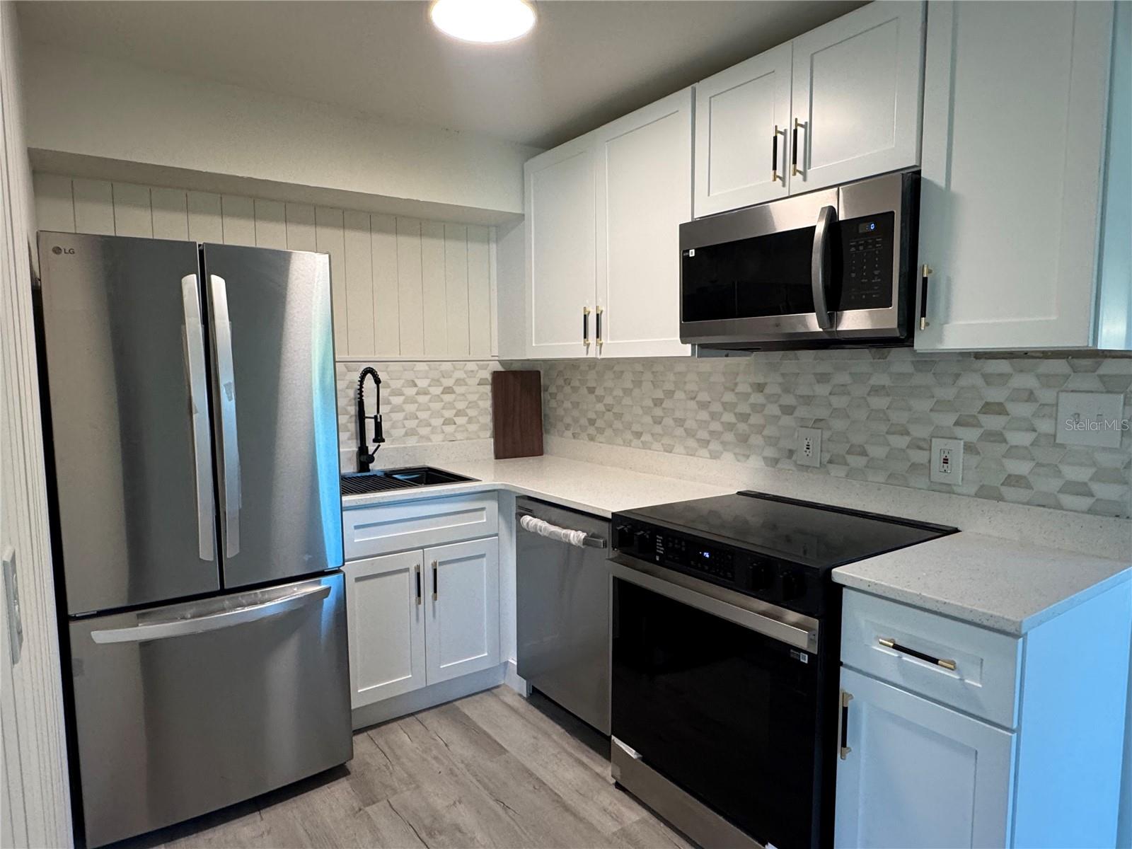 CLEARVIEW HEIGHTS - Residential