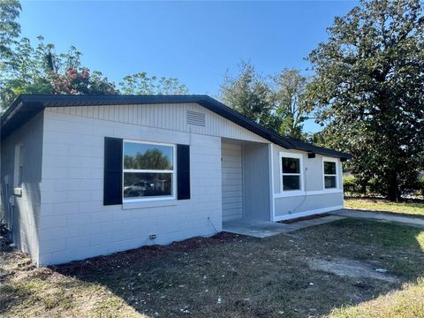 Photo of 7224 Valiant Court, Orlando, FL 32818 (MLS # O6360580)