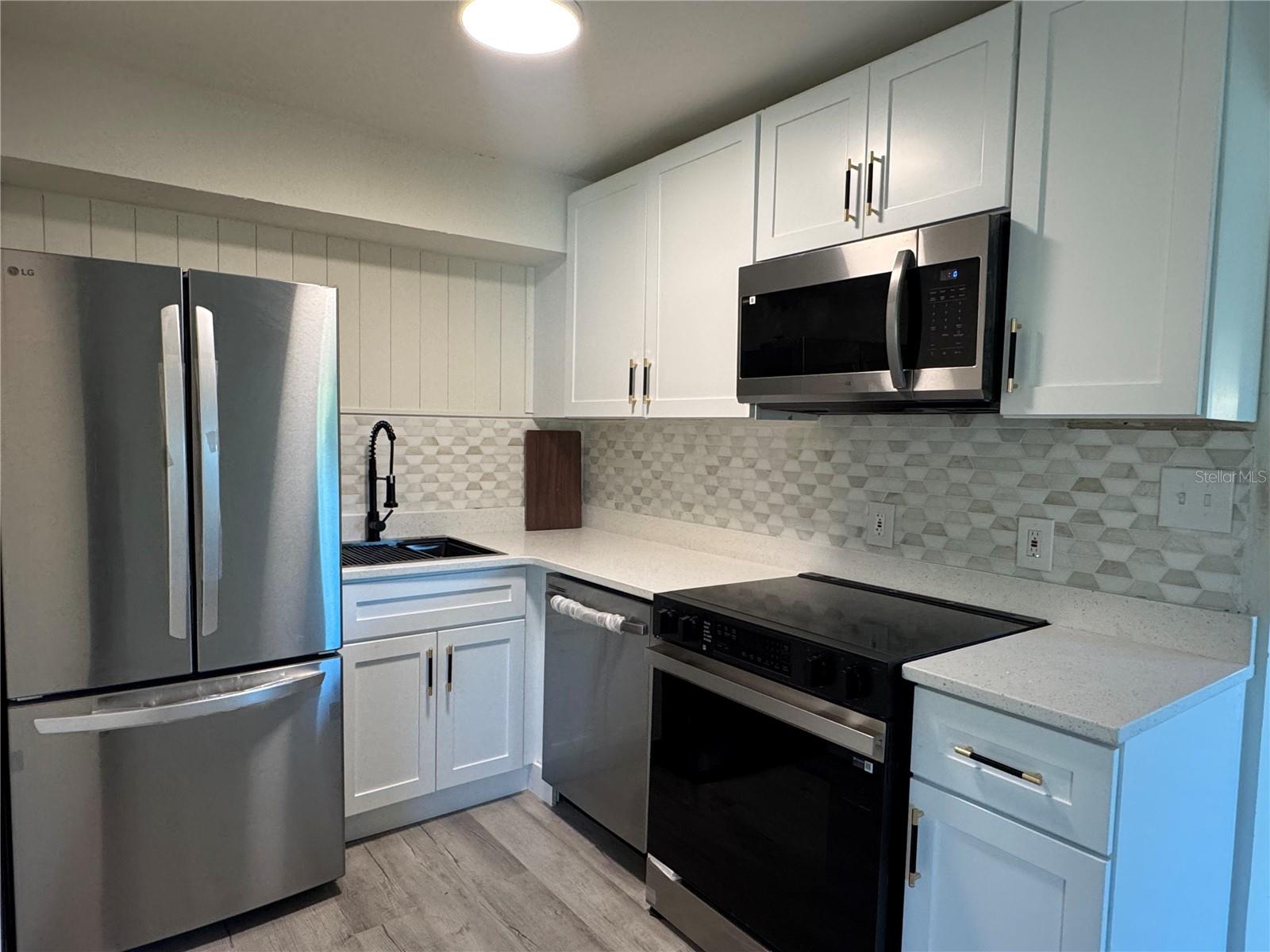 CLEARVIEW HEIGHTS - Residential