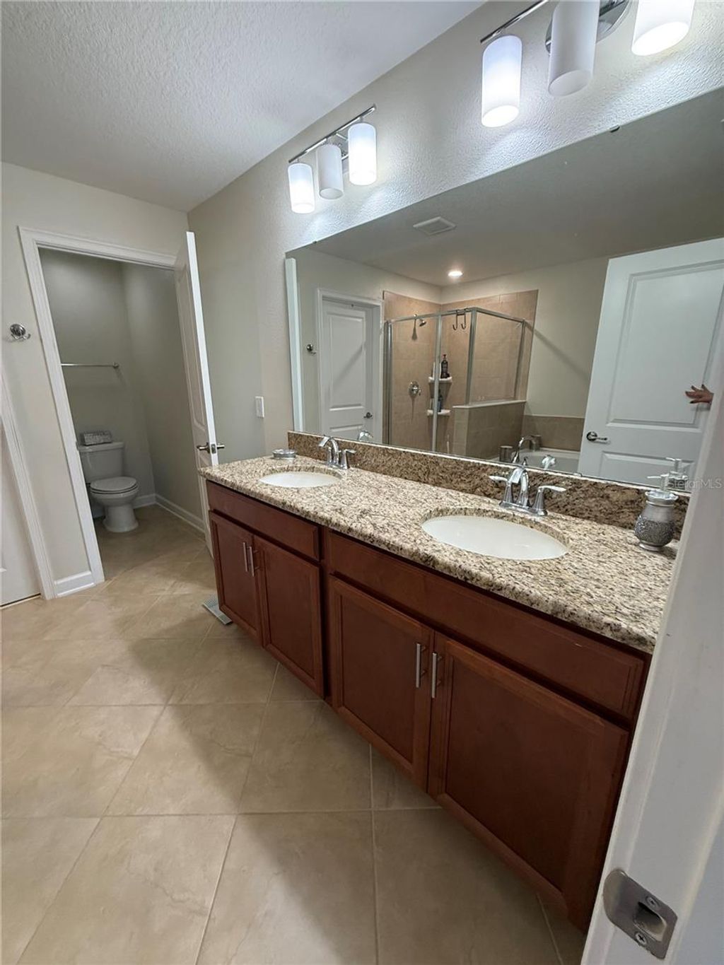 Photo of Orlando, FL 32824 (MLS # S5147703)