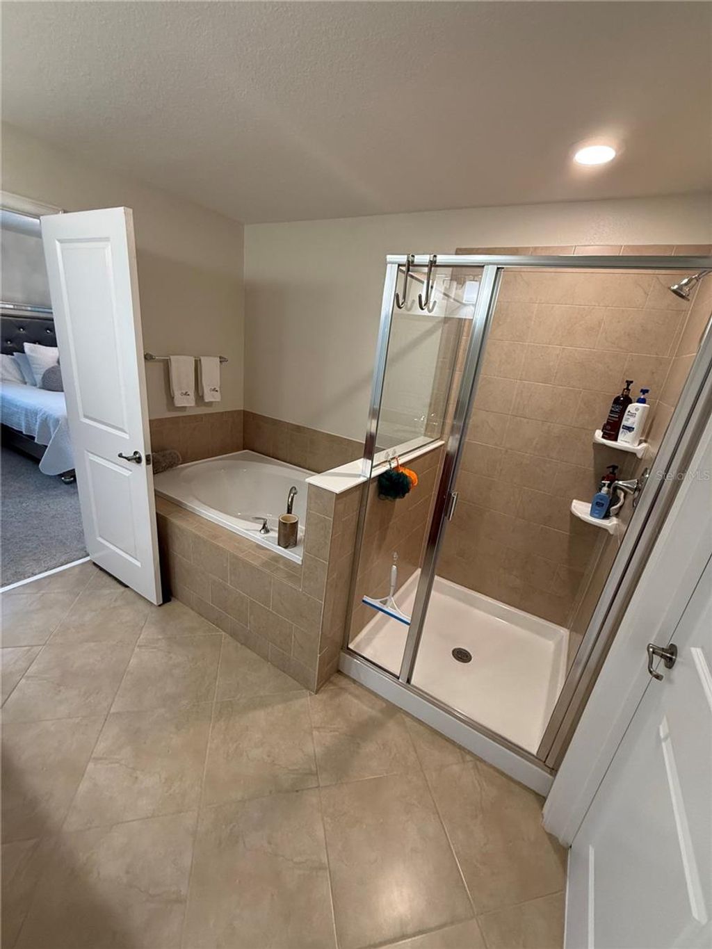 Photo of Orlando, FL 32824 (MLS # S5147703)