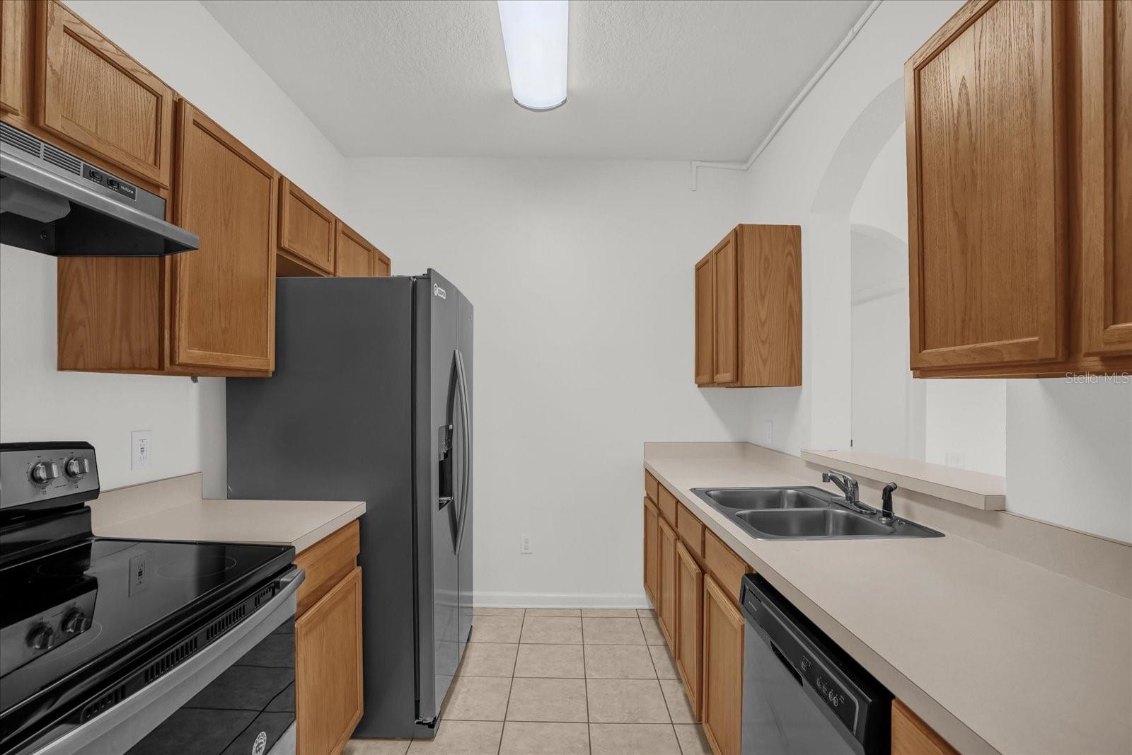 GOLFVIEW AT HUNTERS CREEK PH 01 - Residential Lease