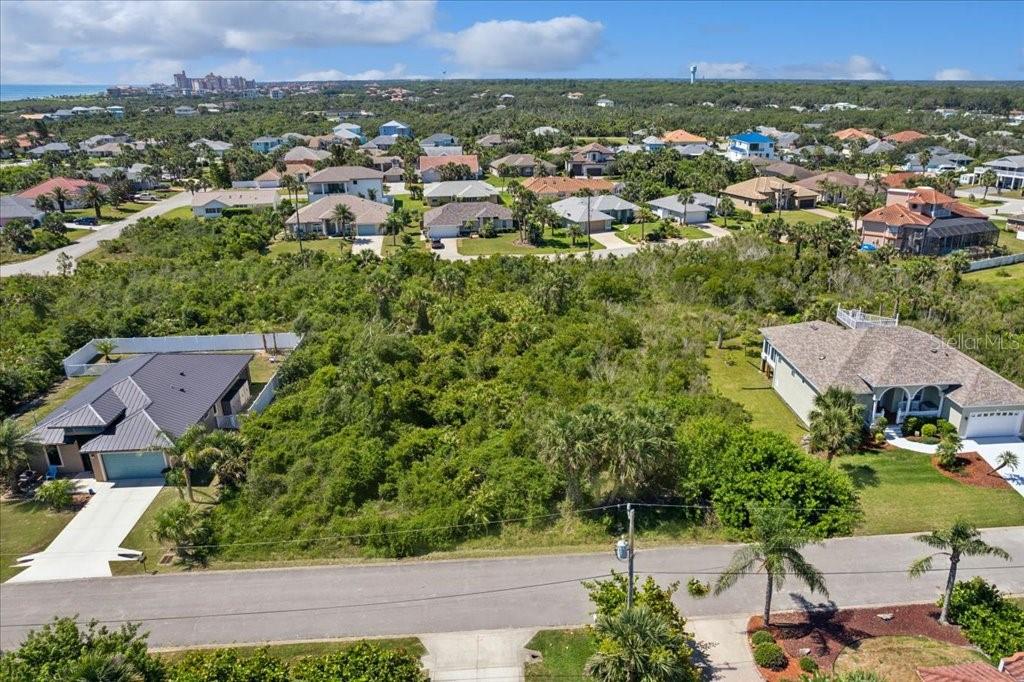16 MAHOE DRIVE N