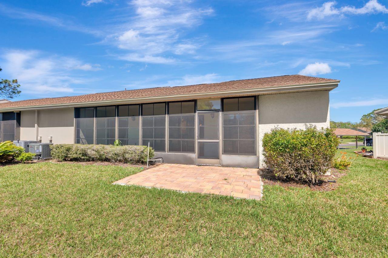 EAST LAKE WOODLANDS CLUSTER HOMES - Residential