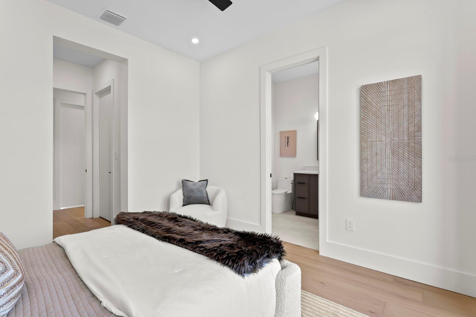 AZEELE HEIGHTS - Residential