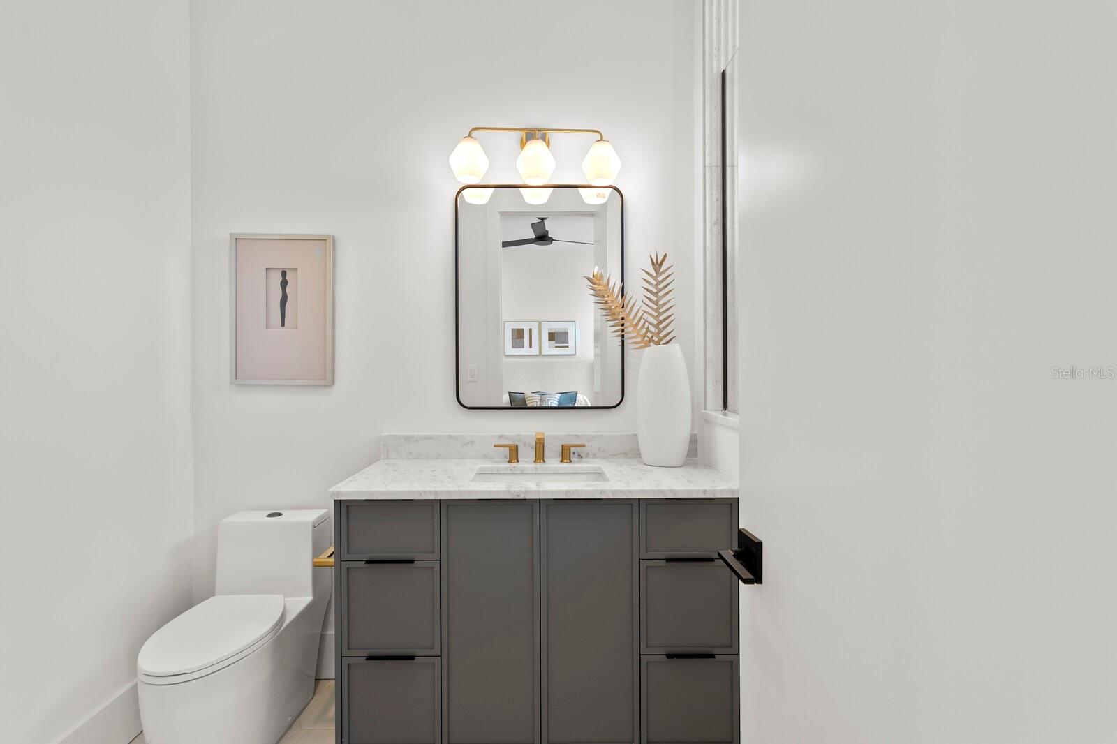 AZEELE HEIGHTS - Residential