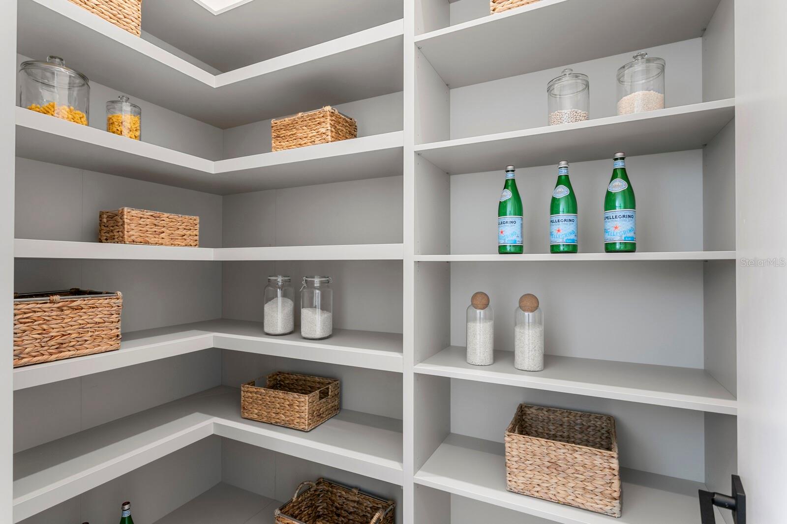 AZEELE HEIGHTS - Residential