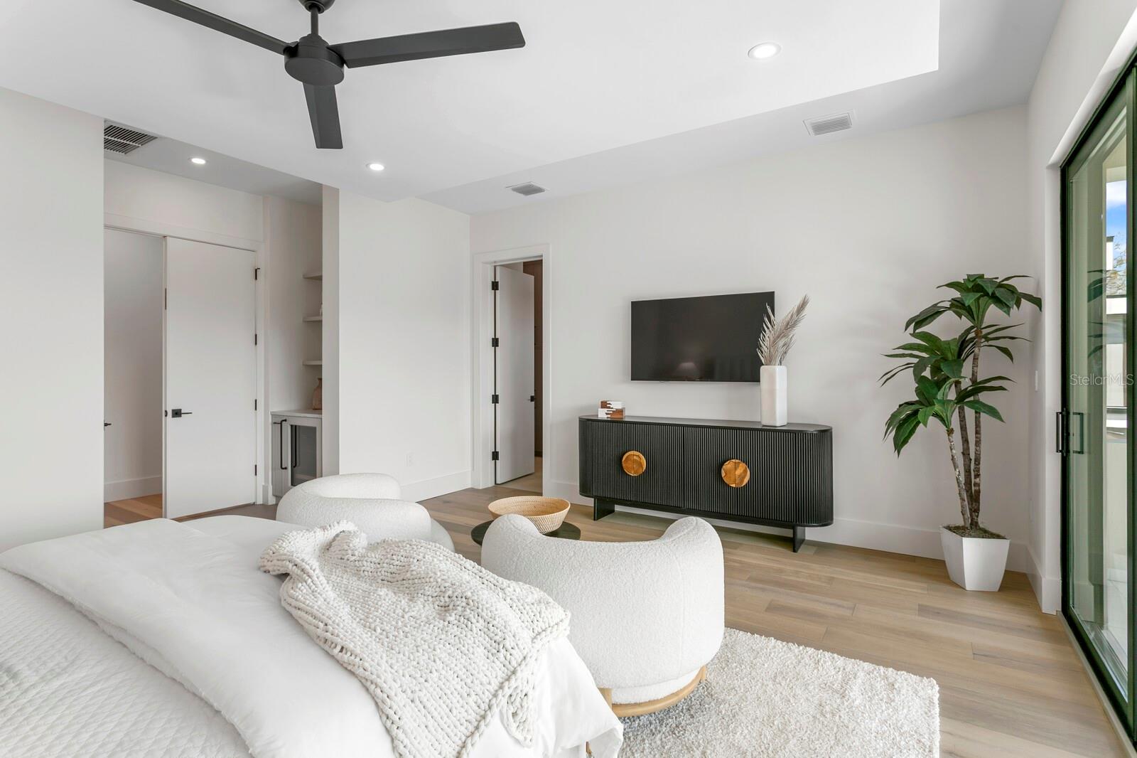 AZEELE HEIGHTS - Residential