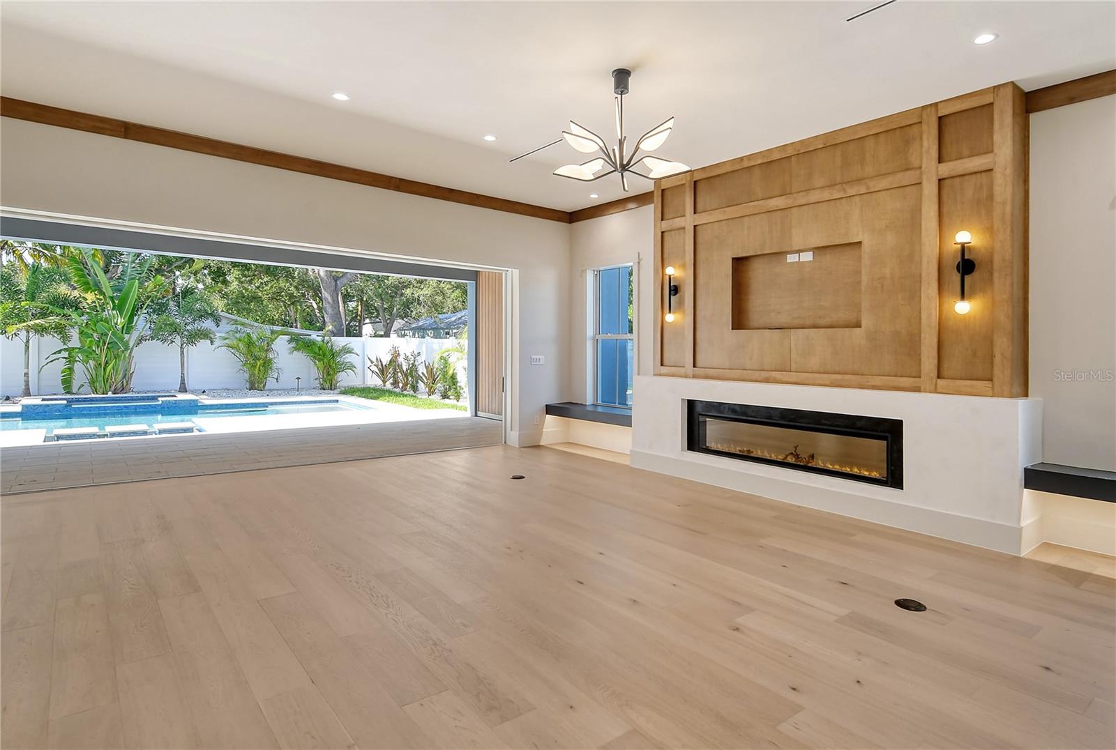 ACREAGE & UNREC - Residential