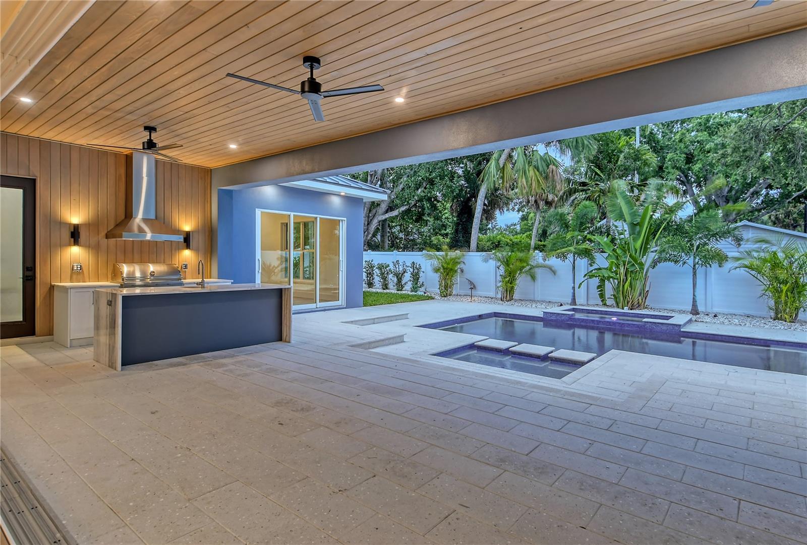 ACREAGE & UNREC - Residential