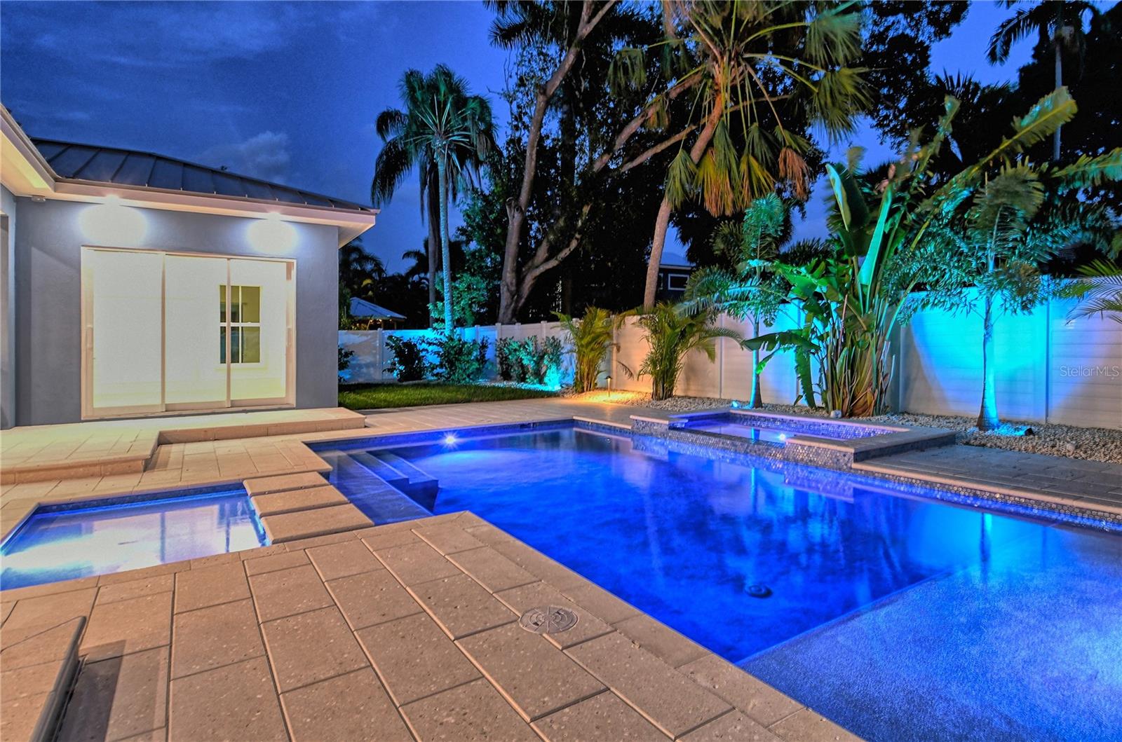 ACREAGE & UNREC - Residential