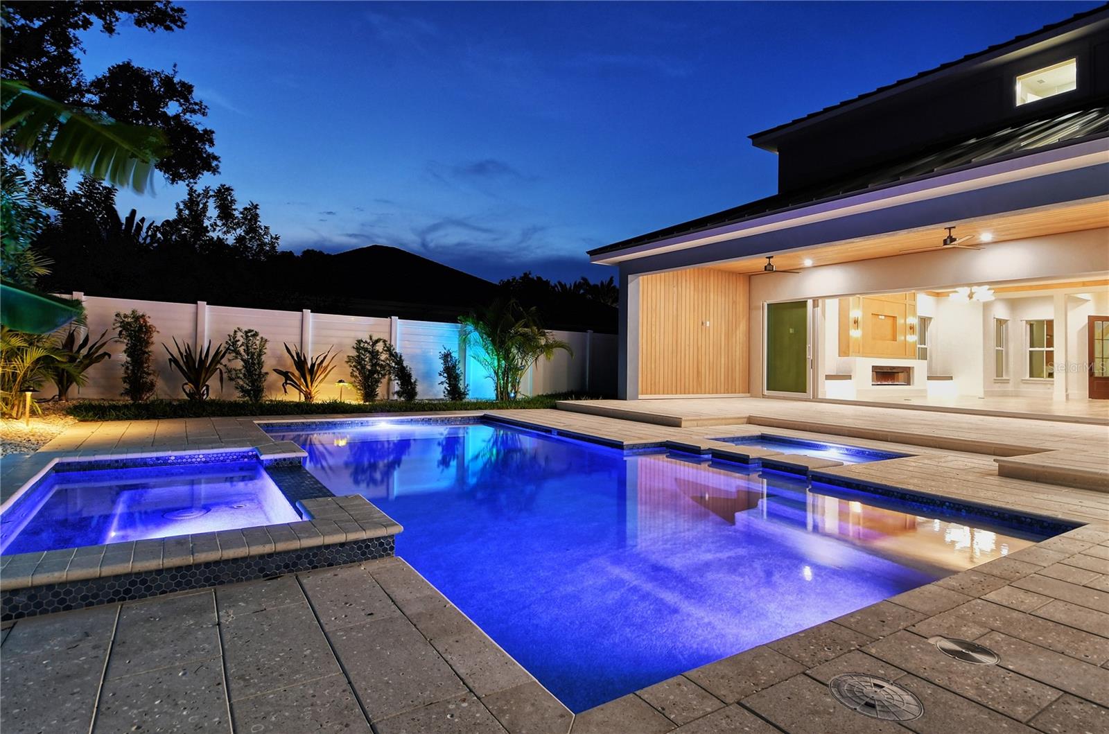 ACREAGE & UNREC - Residential