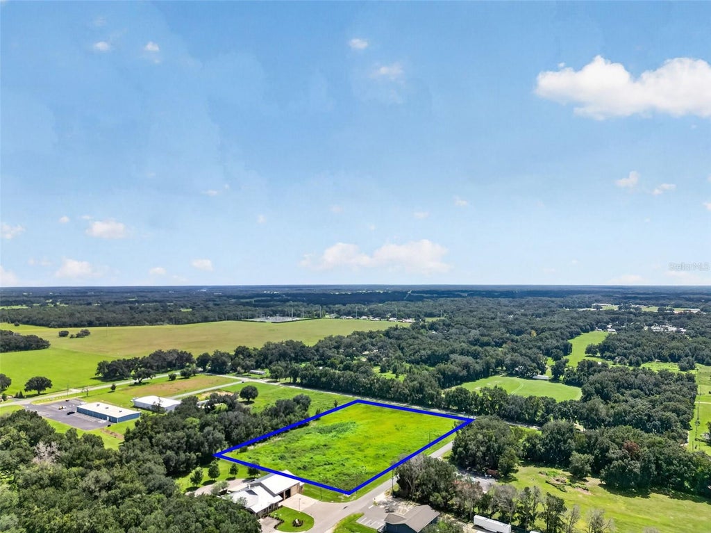 Photo of 5271 Cr 542f, Bushnell, FL 33513 (MLS # G5118430)