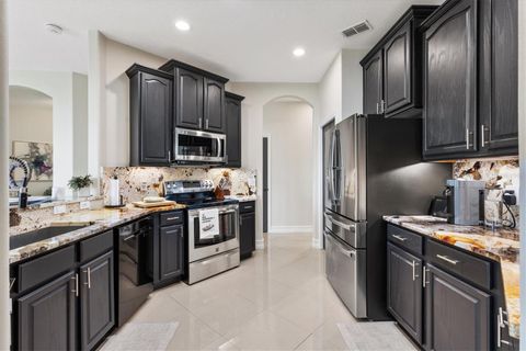 Tiny photo for 12114 Eagle Point Court, Leesburg, FL 34788 (MLS # G5110206)