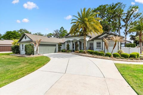 Photo of 12114 Eagle Point Court, Leesburg, FL 34788 (MLS # G5110206)