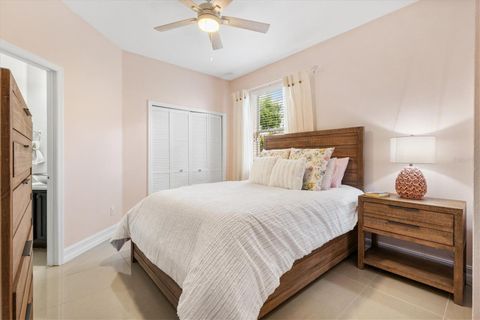 Tiny photo for 12114 Eagle Point Court, Leesburg, FL 34788 (MLS # G5110206)