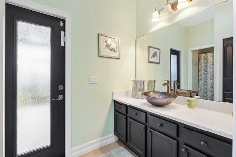 Tiny photo for 12114 Eagle Point Court, Leesburg, FL 34788 (MLS # G5110206)