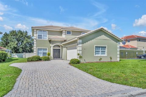 Photo of 111 Vista Drive, Davenport, FL 33897 (MLS # O6335408) Photo of 111 Vista Drive, Davenport, FL 33897 (MLS # O6335408)