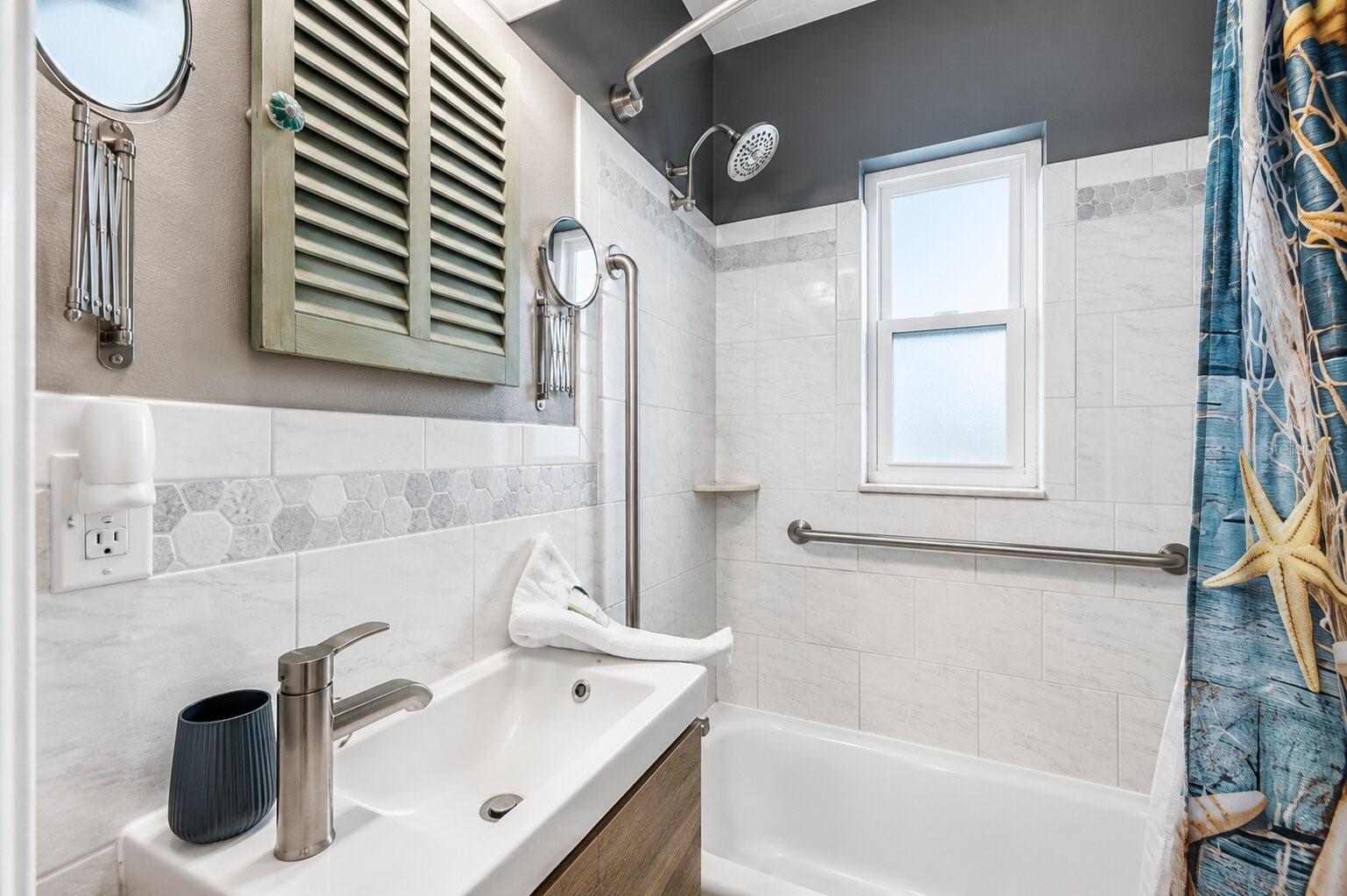TROPIC TERRACE APT - Residential