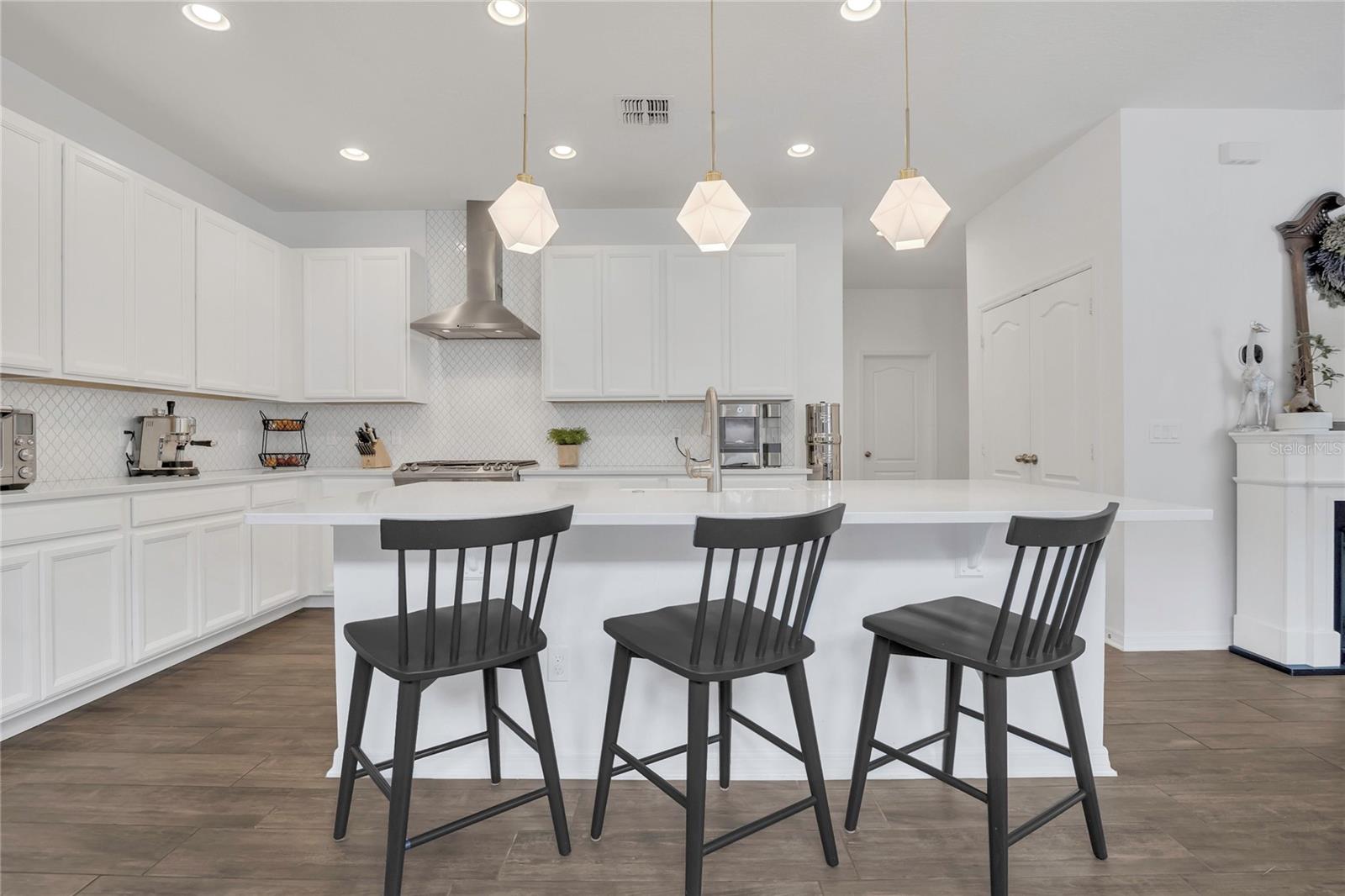 2214 BAY LINE ROAD