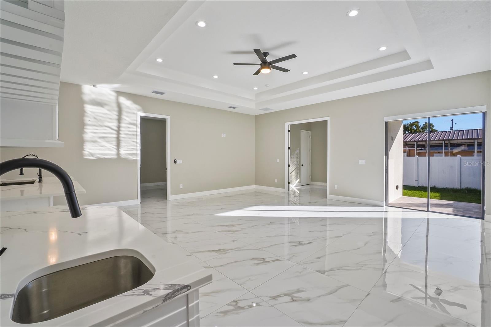 MACFARLANE PARK BLOCKS 11 THRU - Residential Lease