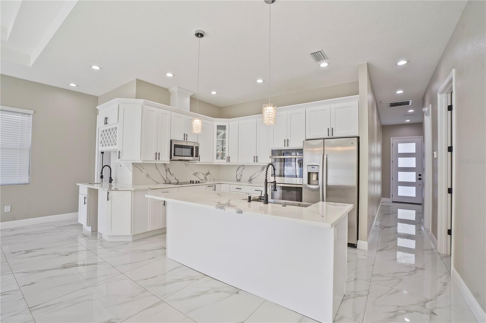 MACFARLANE PARK BLOCKS 11 THRU - Residential Lease