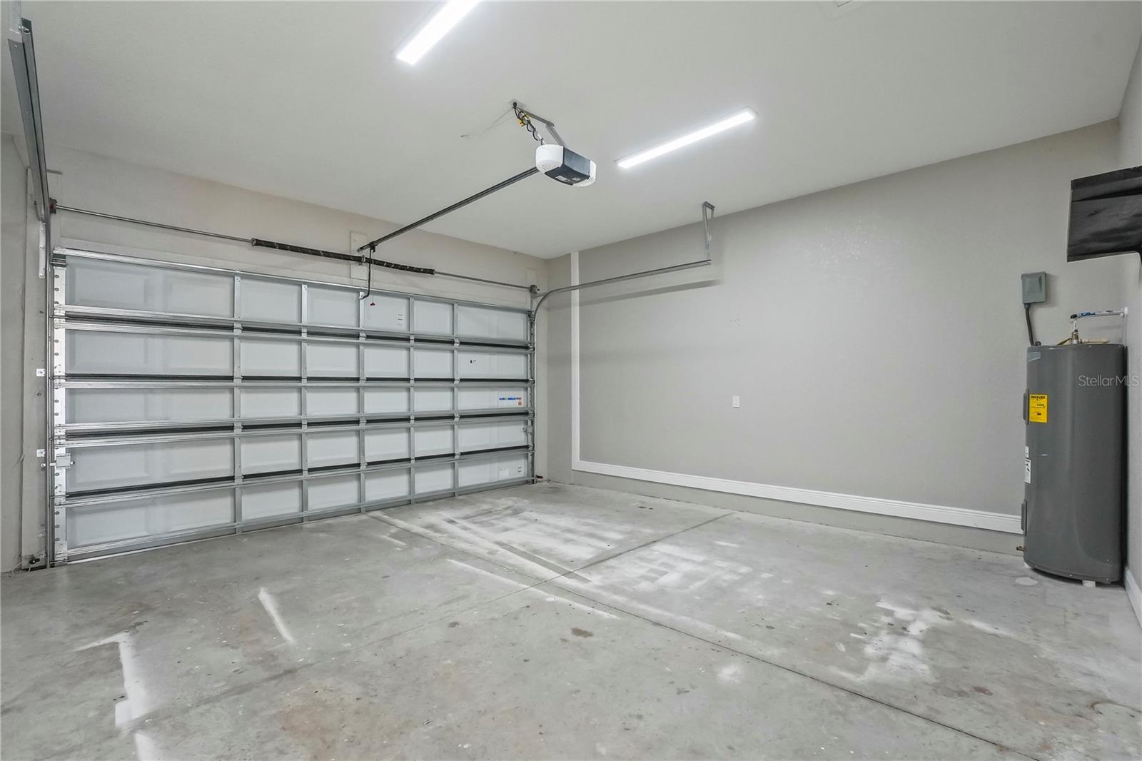 MACFARLANE PARK BLOCKS 11 THRU - Residential Lease