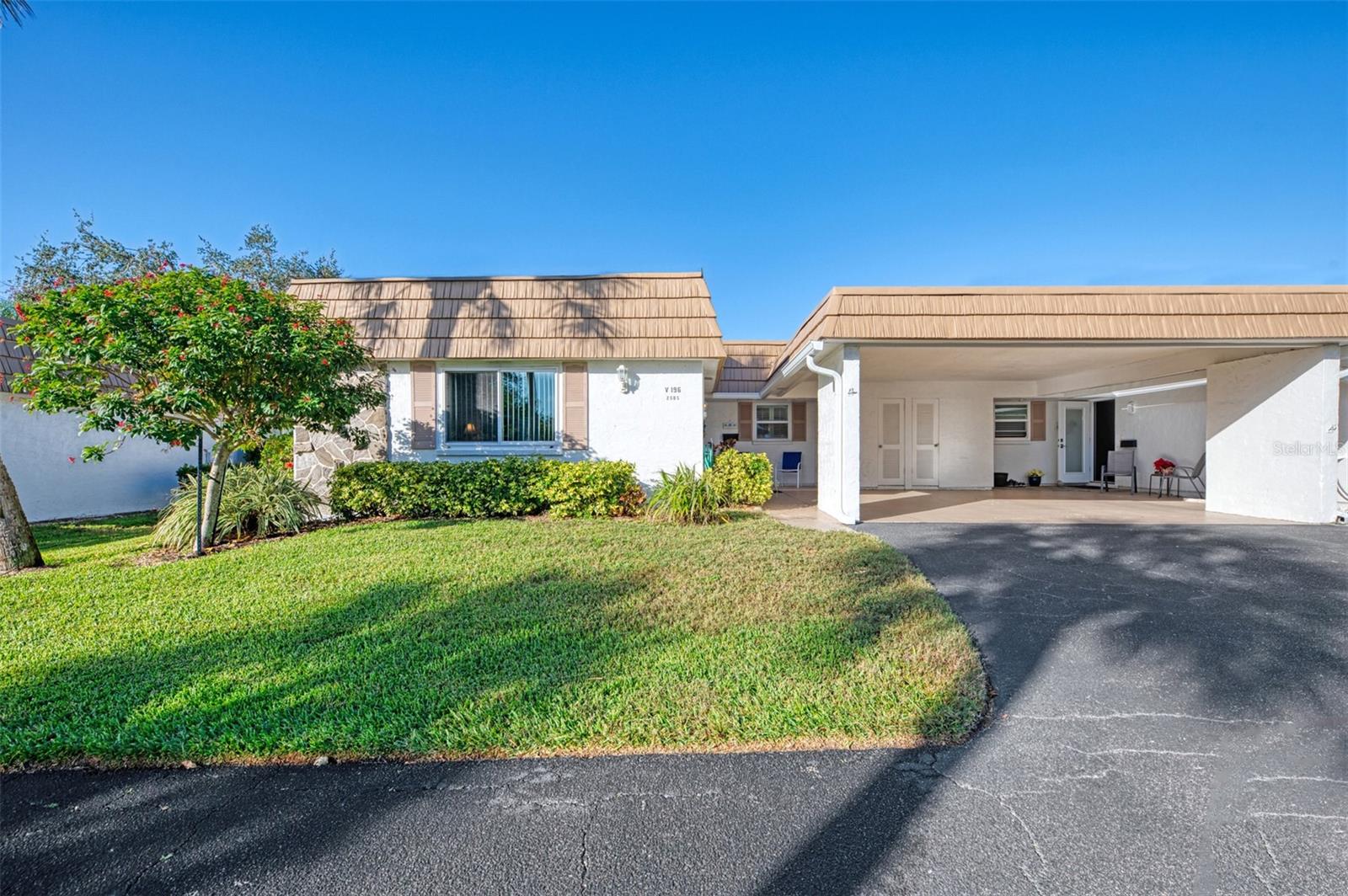 2505 RIVERBLUFF PARKWAY V196