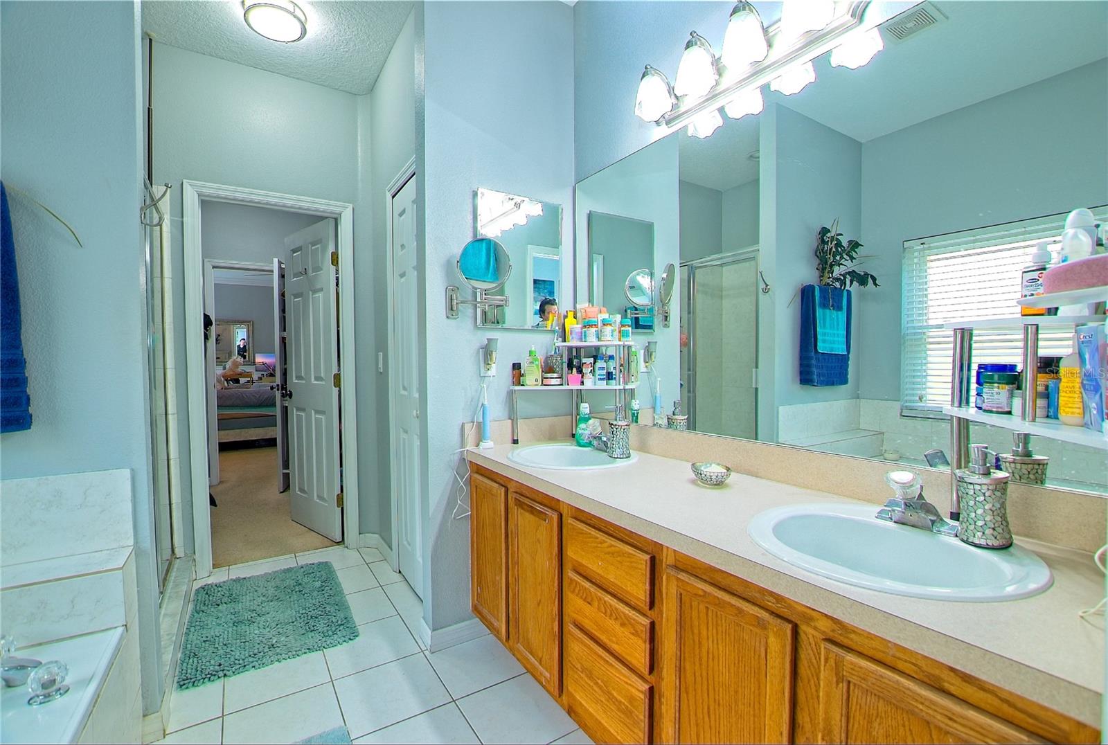 THE OAKS SUB - Residential