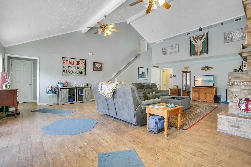 EAST ORLANDO GATEWAY UNREC - Residential