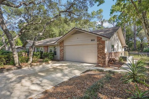 921 TORCHWOOD DRIVE DELAND FL 32724