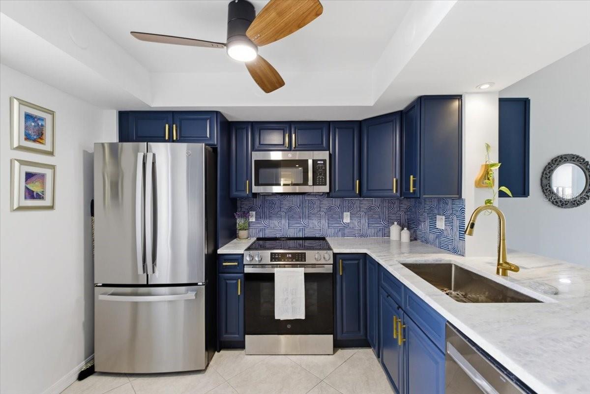 2621 COVE CAY DRIVE 302