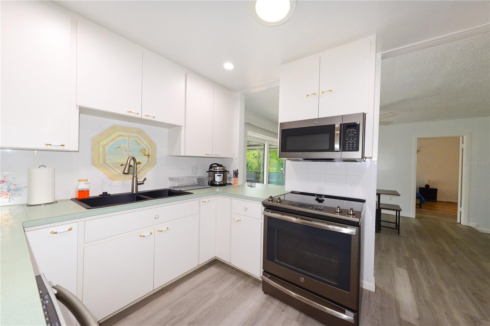 ROTONDA WEST OAKLAND HILLS - Residential