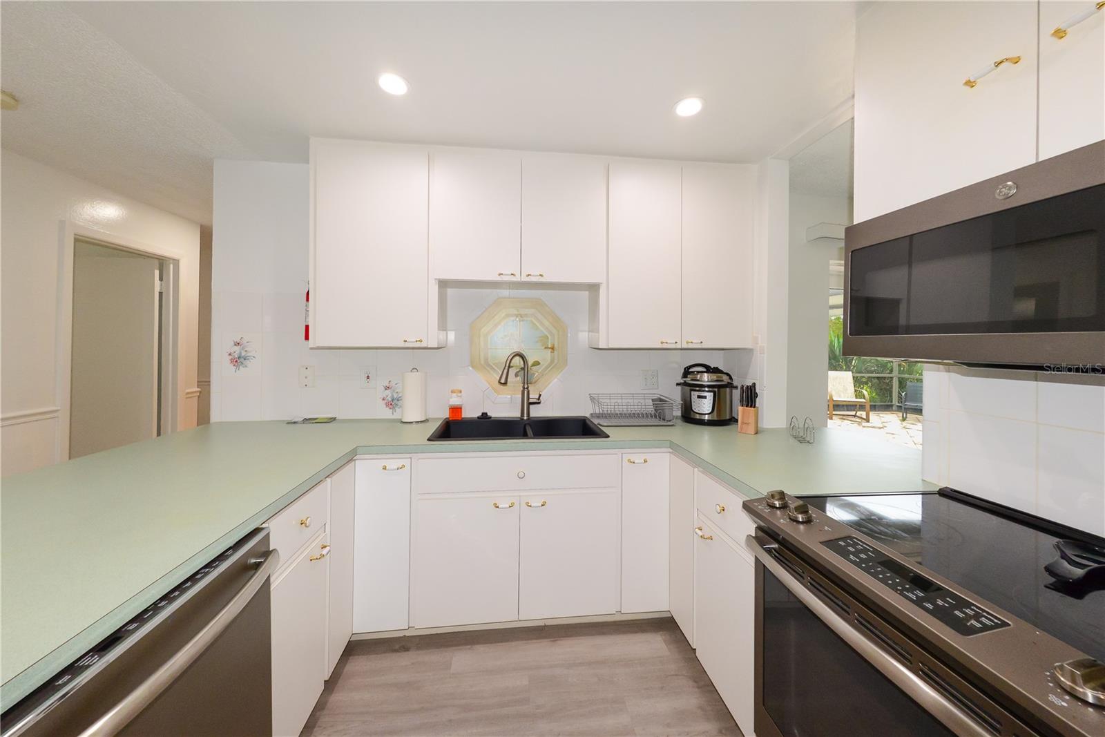 ROTONDA WEST OAKLAND HILLS - Residential