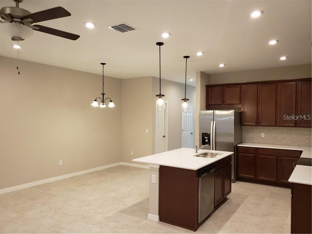 Photo of 15915 Marina Bay Drive, Winter Garden, FL 34787 (MLS # O6390934)