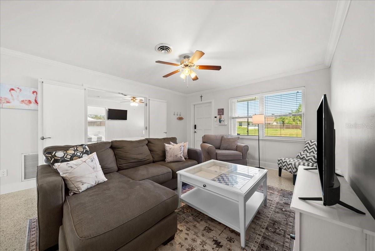 637 FLAMINGO ROAD