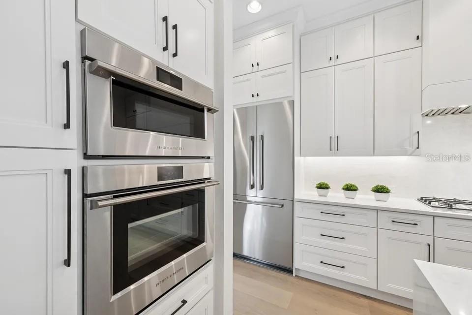 LAKEWOOD RANCH COUNTRY CLUB VILLAGE EE 3A-3C - Residential Lease