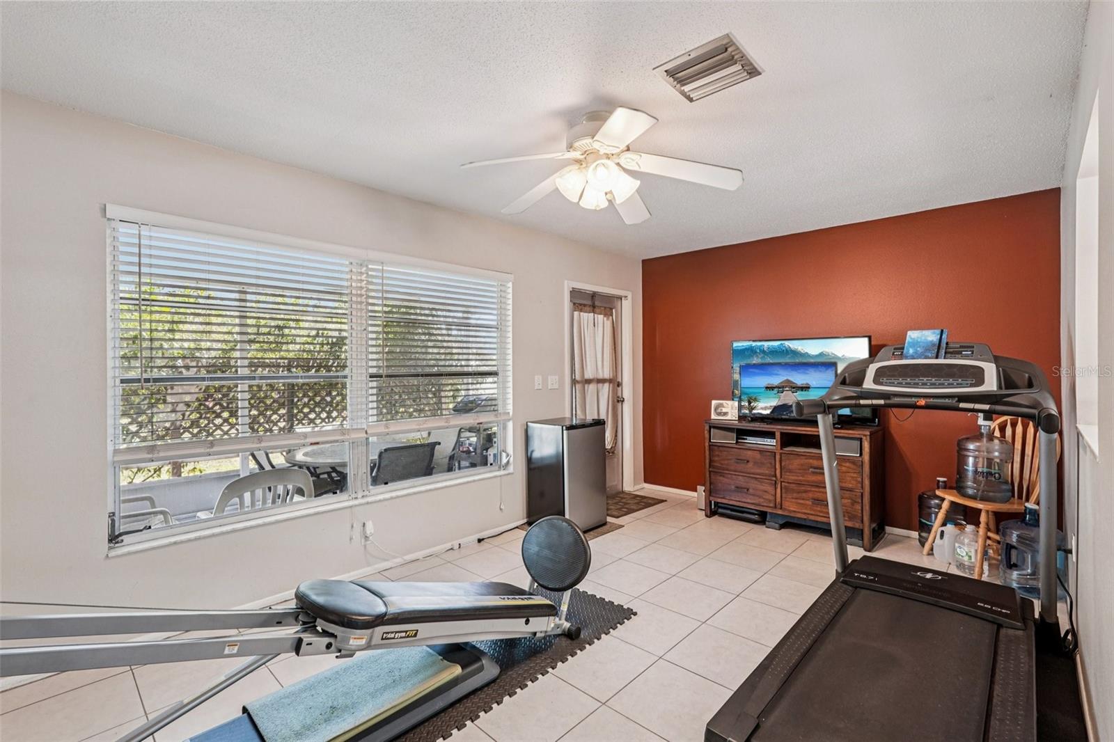 SOUTH VENICE - Residential